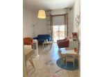 5 VANI + AMPIO TERRAZZO VIA GIULIO PETRONI BARI