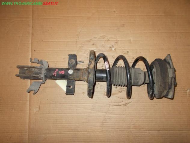 AMMORTIZZATORE ANT.D. 1.5 DCI RENAULT CLIO (C85/B85) 3p / 5p  Meccanica  Assale  Sospensioni  Ammortizzatore ant. dx. RENAULT - CLIO III  3/5 P - 01-0