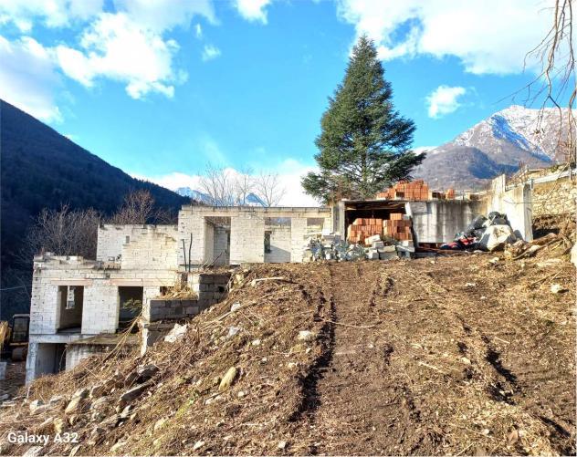 V000500 - TERRENO EDIFICABILE IN POSIZIONE PANORAMICA - Foto 2