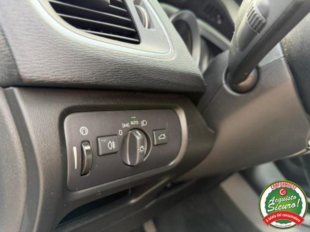 VOLVO V40 D2 Momentum Navi Led rif. 23779374 - Foto 8