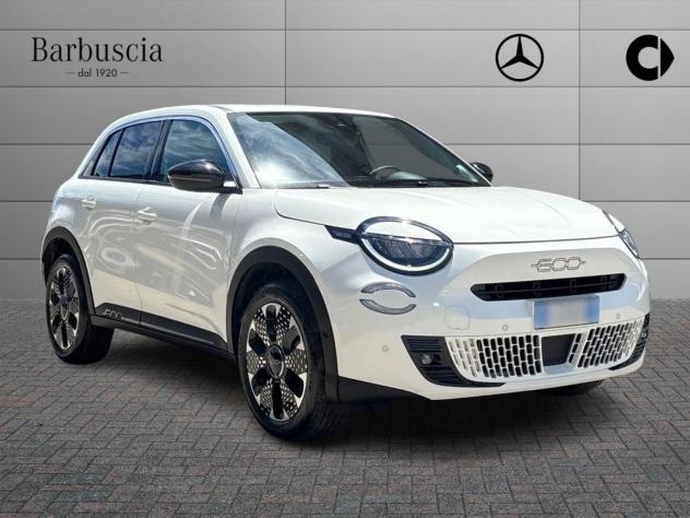 FIAT 600 IV 2023 - 1.2 hybrid La Prima 100cv auto - Foto 2