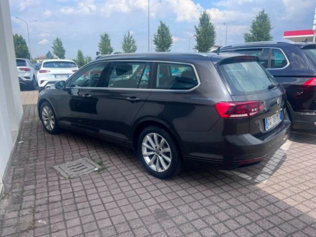 VOLKSWAGEN Passat Variant 2.0 TDI SCR EVO DSG Executive rif. 23776692 - Foto 5