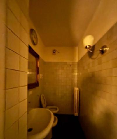 Immobile in asta di 254 m² con più di 5 locali e box auto doppio in vendita a Agrate Brianza - Foto 5