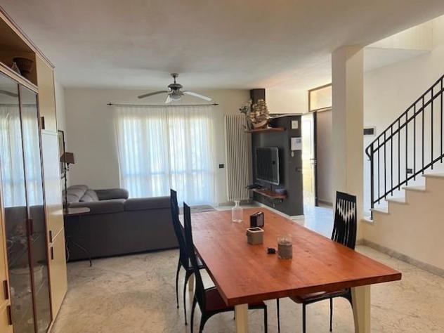 Villa in vendita a Massa 170 mq Rif: 1318204