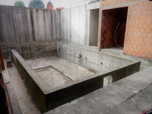 Villa di 876 m² con più di 5 locali e box auto doppio in vendita a Bonate Sotto - Foto 12