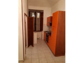 Monolocale zona Crocetta 330€