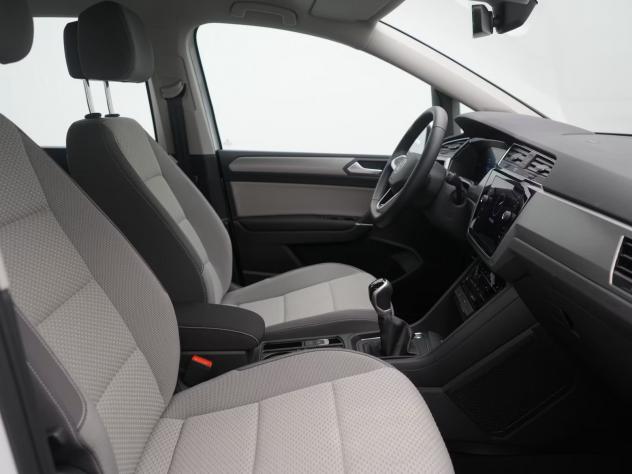 Volkswagen Touran 1.5 TSI ACT Comfortline 7 posti - Foto 6