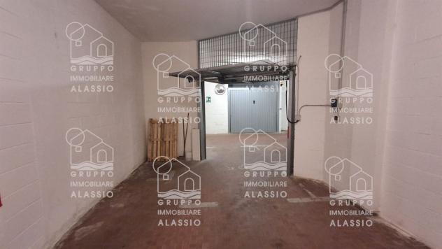 Alassio - Zona Ponente - Ampio Box - Foto 9