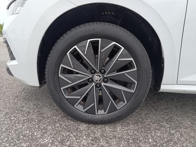Škoda Kamiq Kamiq 1.0 tsi Black Dots 95cv *PREZZO REALE NON VINCOLATO A FINANZIAMENTO* - Foto 10