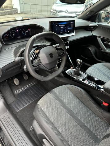 PEUGEOT 2008 PureTech 100 S&S Allure rif. 24037359 - Foto 8