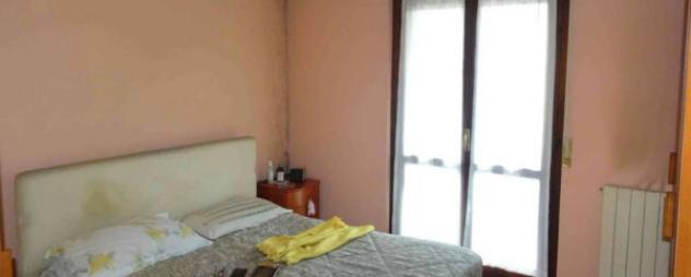 Immobile in asta di 132 m² con più di 5 locali e box auto doppio in vendita a Comun Nuovo - Foto 9