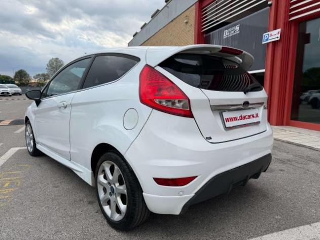 Ford Fiesta 3p 1.6 tdci Individual c/esp 95cv E5, NEOPATENTATI OK! - Foto 5