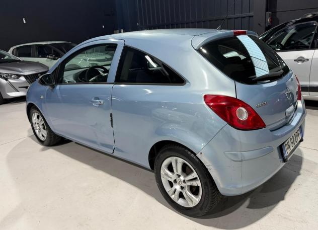 Opel Corsa Diesel 5 posti Neopatentati - Foto 4