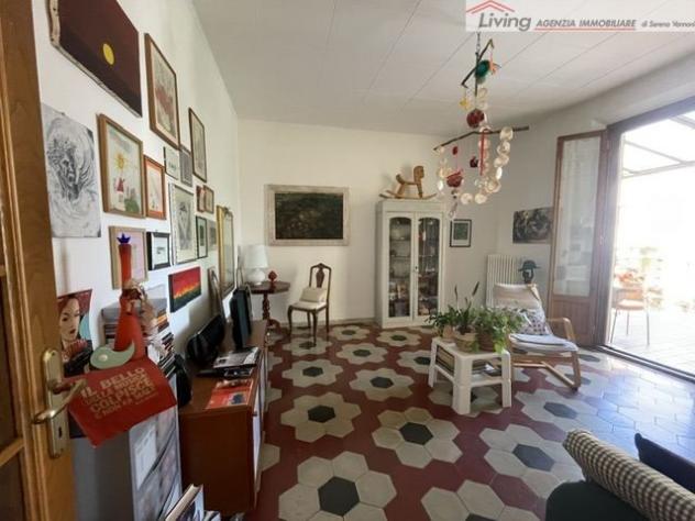 Appartamento 5 locali - Rif. V886