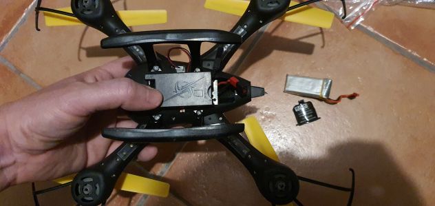 Drone Quadricottero con Visore 3D Vr Mask Ultradrone X40.0 - Foto 4