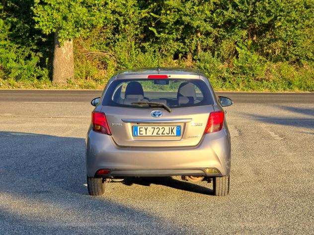 Toyota Yaris 1.5 Hybrid 5 porte Active -E6 Automatica NEO 2015 - Foto 5