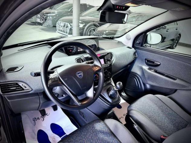 Lancia Ypsilon 1.0 70CV Hybrid Silver - Foto 7