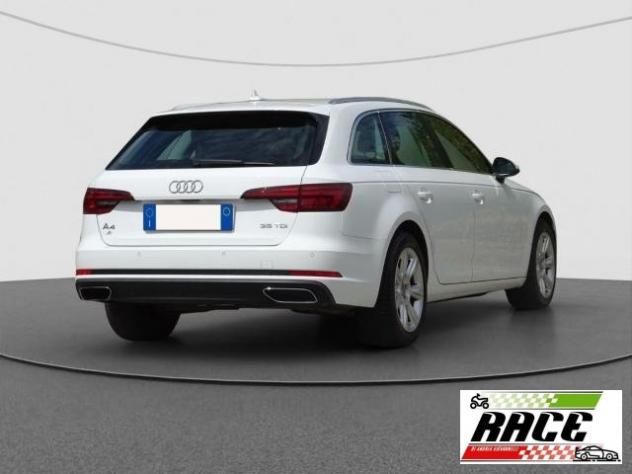 AUDI - A4 Avant - 35 TDI S tronic Business - Foto 5