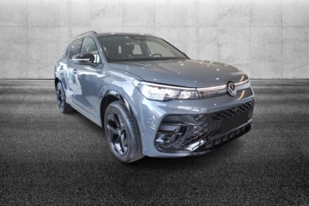 VOLKSWAGEN Tiguan 2.0 TDI 193 CV DSG 4MOTION R-Line rif. 23757978