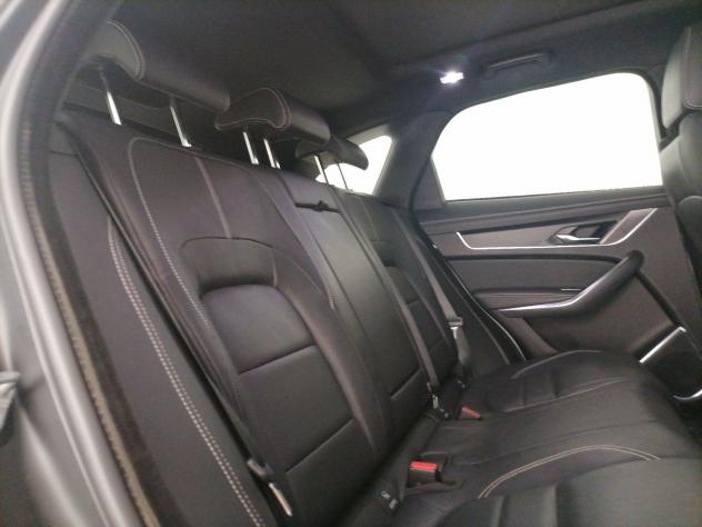 Jaguar F-Pace 2.0 i4 R-Dynamic Black awd 250cv auto - Foto 4