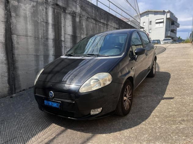 FIAT Grande Punto Grande Punto 5p 1.9 mjt Emotion 120cv 6m - OK NEOPATENTATO - NON RICONDIZIONATA