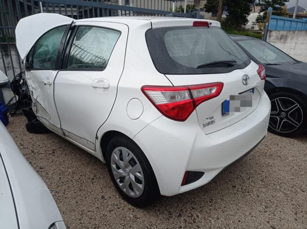 Toyota Yaris 1.0 72 CV Benz. 38000km- 2020 - Foto 2