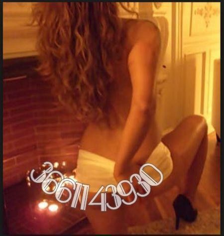 A Treviso Mara ....Sensualità e Benessere....dove il tocco diventa arte! Tel:3661143930