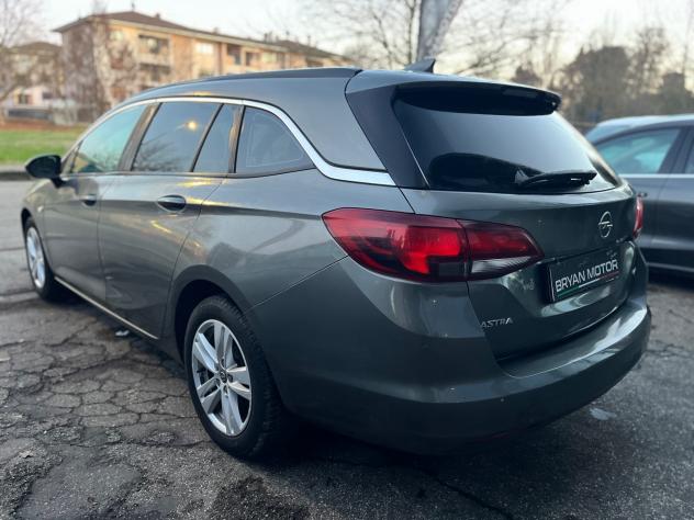 Opel Astra 1.6 CDTi Sports Tourer Advance - Foto 2