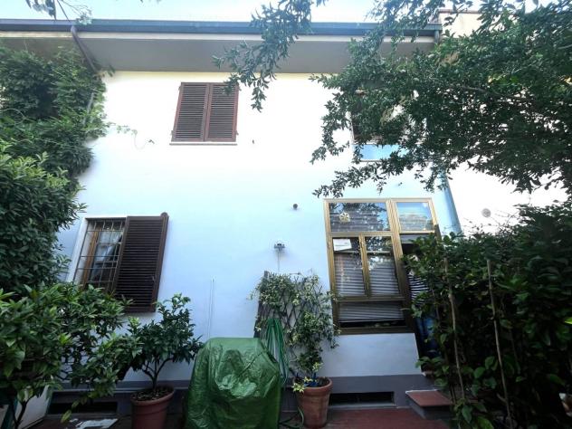 VILLINO di 6 vani e di 150 mq (POGGIO A CAIANO) rif. L1386_1 - Foto 2