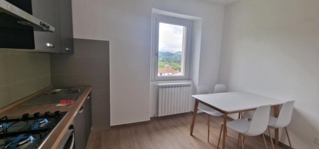 Trilocale in affitto a Sarzana - Foto 3