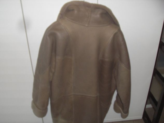 "Montone" sintetico "taupe" donna large buone condizioni. No brand. - Foto 4