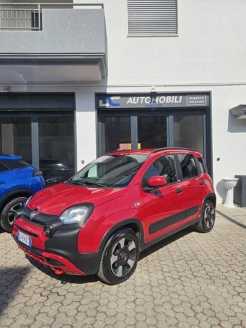 Fiat Panda (Red) 1.0 firefly hybrid City Cross s&s 70cv 5p.ti