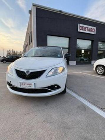 LANCIA Ypsilon 0.9 TwinAir 85 CV 5 porte S&S DFN Gold rif. 24153477
