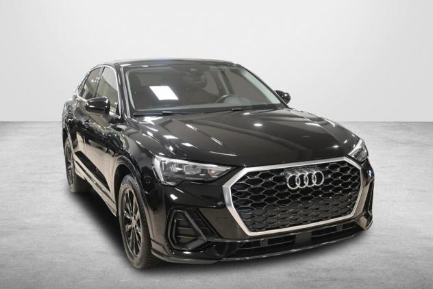 Audi Q3 35 TDI S tronic Business Advanced - Foto 7