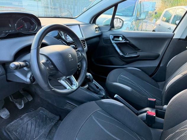 Peugeot 208 1.2benz 82cv 5 porte Allure-10/2014 - Foto 10