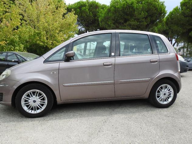 LANCIA - Musa - 1.4 Oro Plus Ecochic GPL C-L Pneu M+S Clima Cd GPL COLL.2030 - Foto 4