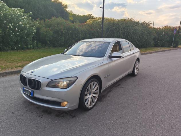 Bmw 750I xdrive individuale garanzia 12/24m