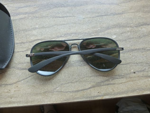 vendo occhiali da sole Ray-Ban originali nuovi 4180 601-S71 - Foto 2