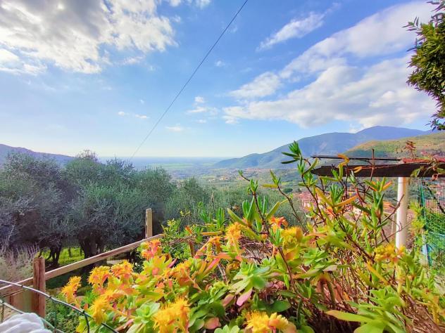 Casale in vendita a Montemagno - Calci 352 mq Rif: 1400356