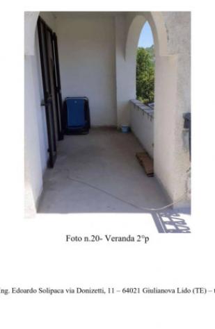 Immobile in asta di 400 m² con più di 5 locali in vendita a Teramo - Foto 3