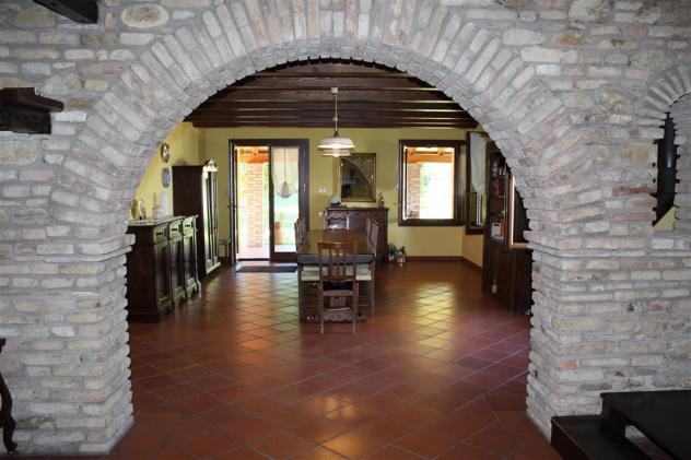 Casolare ristrutturato con vista panoramica, uliveto e garage – Un’oasi di pace tra colline e mare - Foto 4
