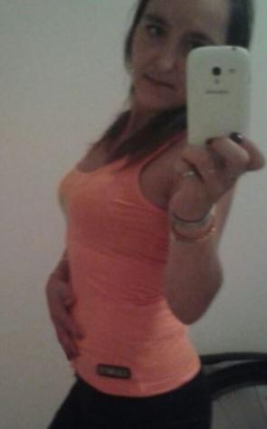 Donna di Messina. Fisico Normale Tel:
