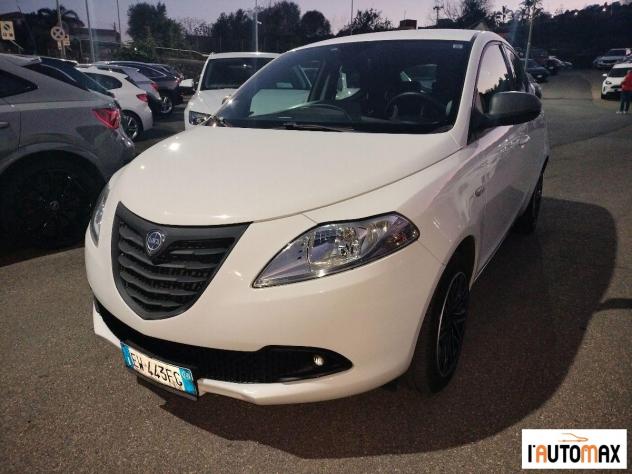 LANCIA - Ypsilon 1.3 mjt Silver s&s 95cv - Foto 3