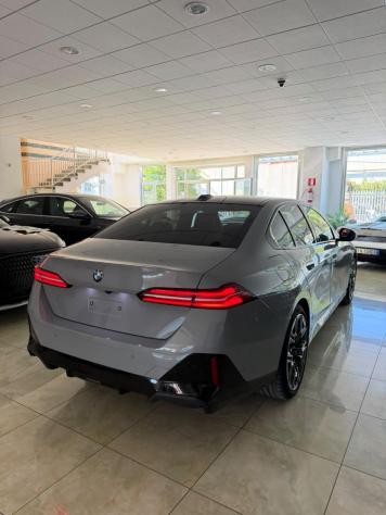 BMW - Serie 5 - 520d xDrive Msport - Foto 4