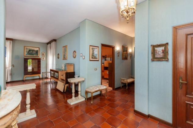 Villa di 320 m² con più di 5 locali e box auto doppio in vendita a Castiglione Torinese - Foto 14