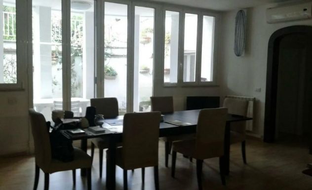 INFERNETTO AMPIO TRILOCALE CON TERRAZZO - Foto 5