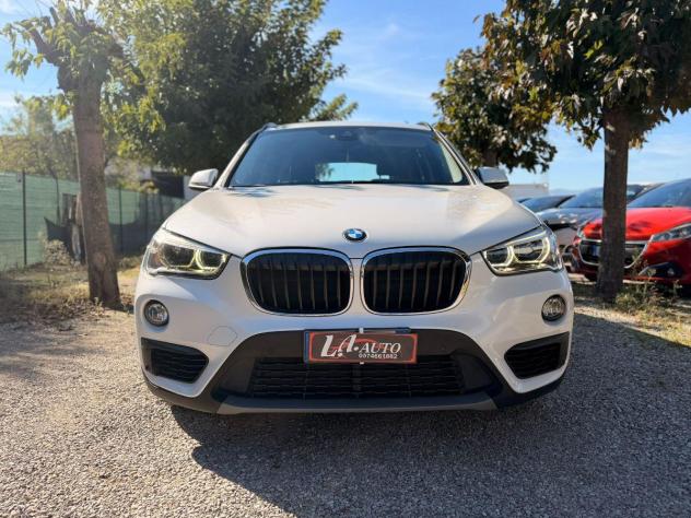 BMW - X1 - sDrive18d Business - Foto 5