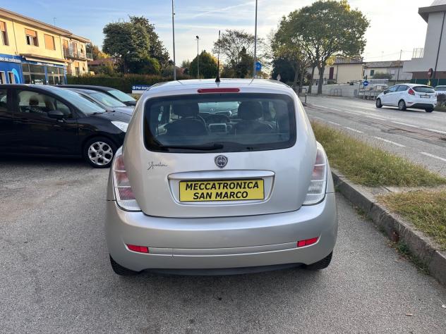 Lancia Ypsilon 1.2 8v Platino - Foto 5