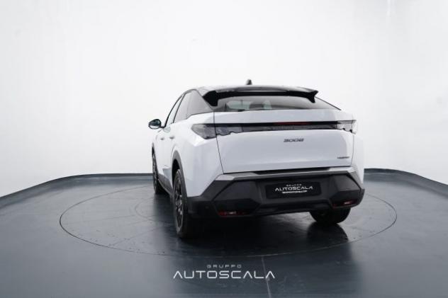 PEUGEOT 3008 1.2 Hybrid 145cv e-DCS6 GT rif. 24140272 - Foto 4