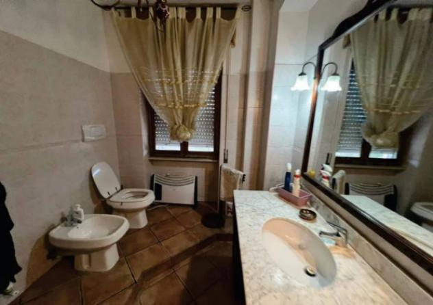 Immobile in asta di 186 m² con più di 5 locali in vendita a Longone Sabino - Foto 6